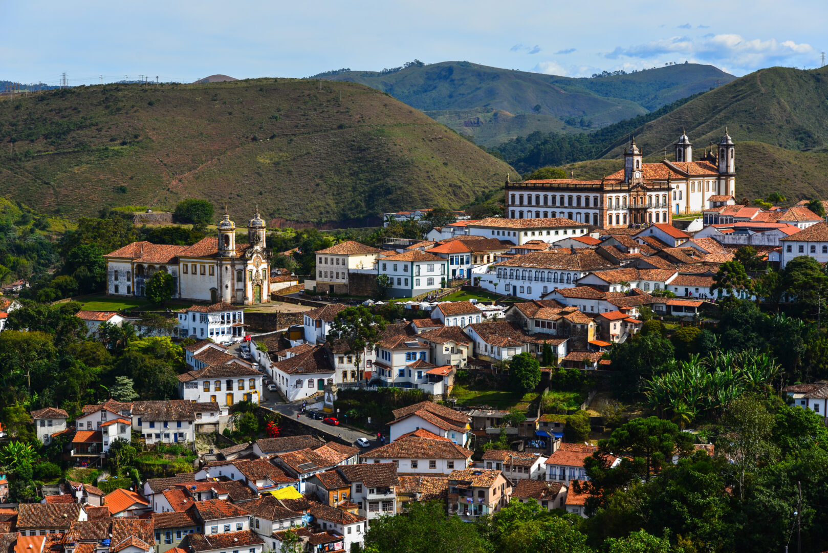 Cantora chama município de MG de 'cidade bem pequena', e moradores reagem -  Gerais - Estado de Minas